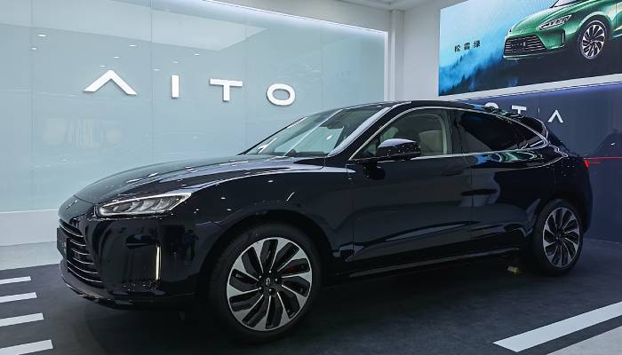 Huawei Luncurkan Mobil Listrik, Punya Sistem Navigasi yang Terkoneksi dengan Ponsel Pintar